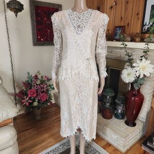 Vintage 80s French Lace California Midi – Pristine Condition